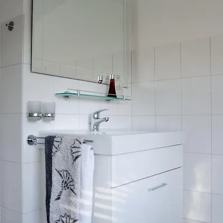 With Style Rosenstrasse Links * Grömitz